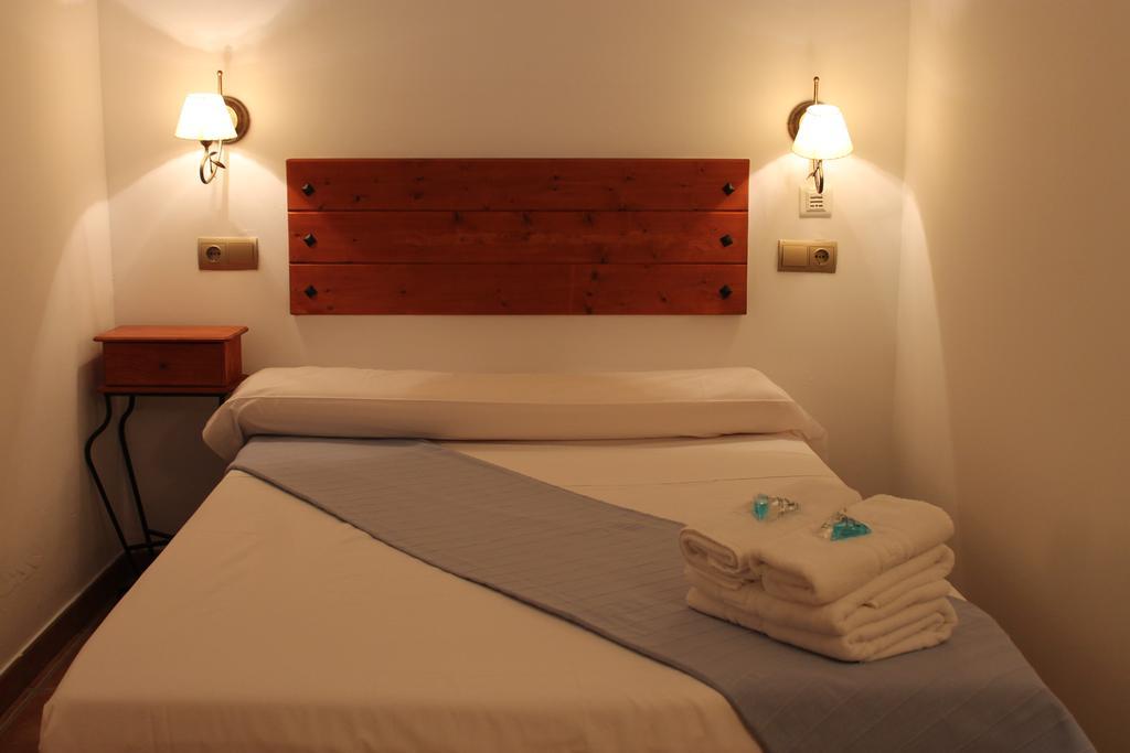 Hostal Amantes De Teruel Exterior photo